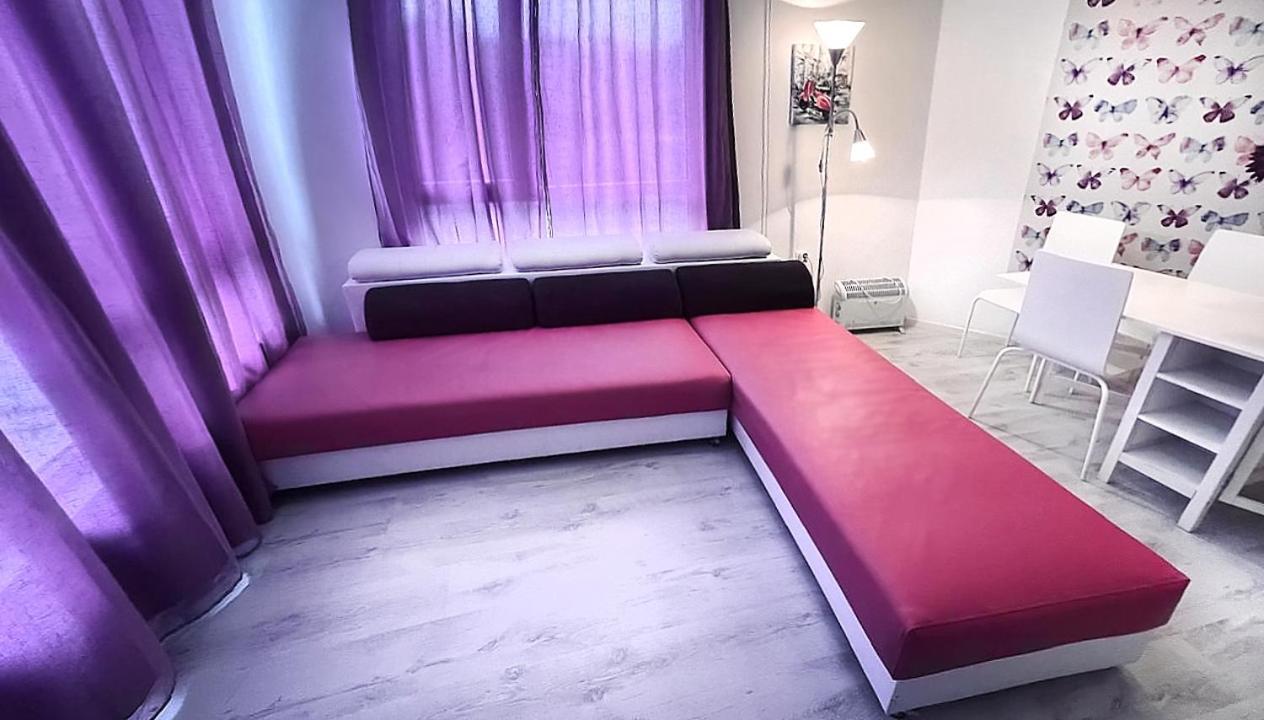 Private Apartment With Parking And Pool Baltschik Exterior foto