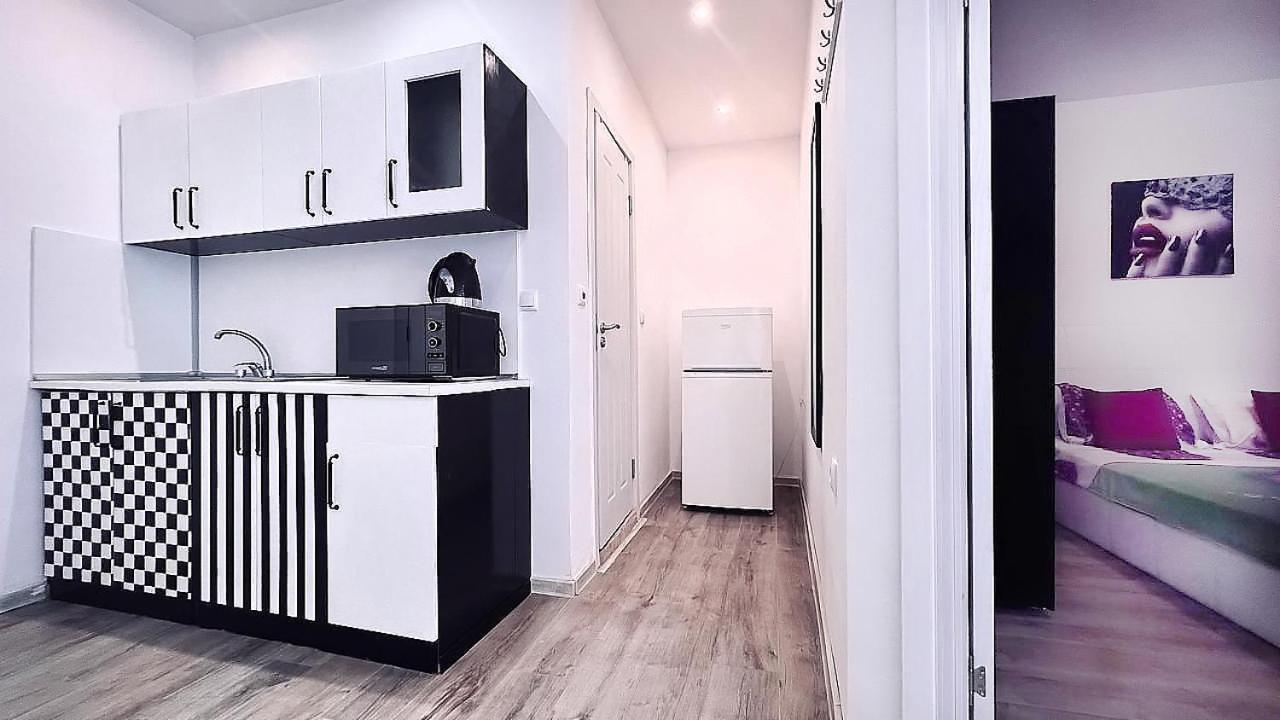 Private Apartment With Parking And Pool Baltschik Exterior foto