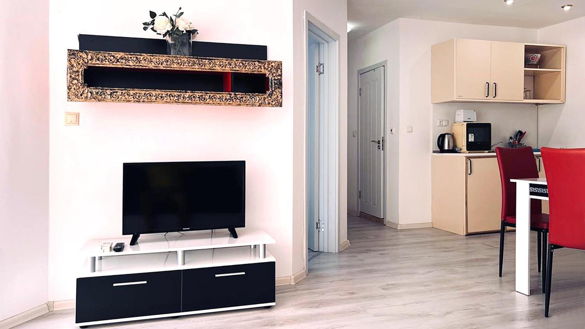 Private Apartment With Parking And Pool Baltschik Exterior foto