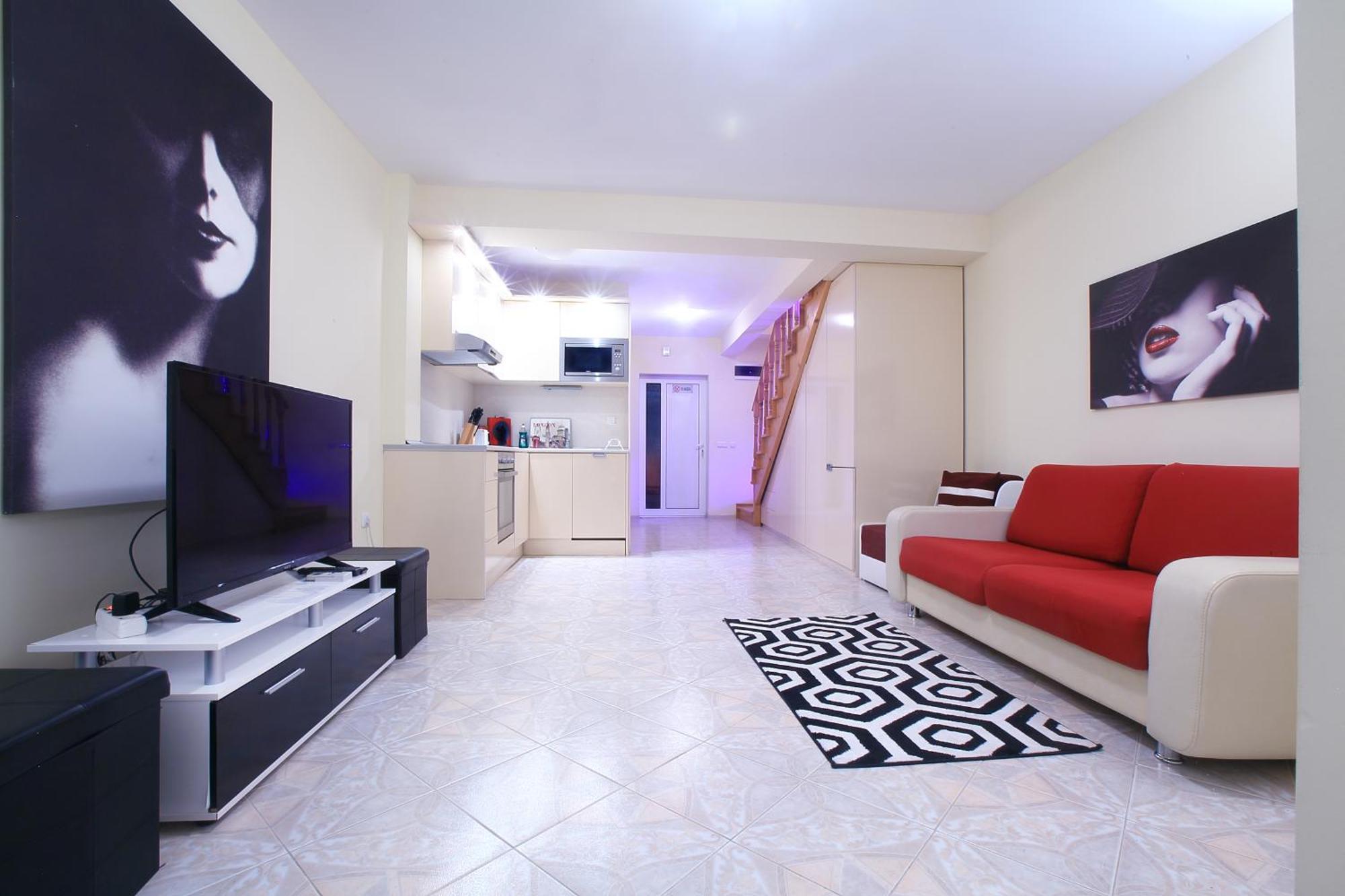 Private Apartment With Parking And Pool Baltschik Exterior foto