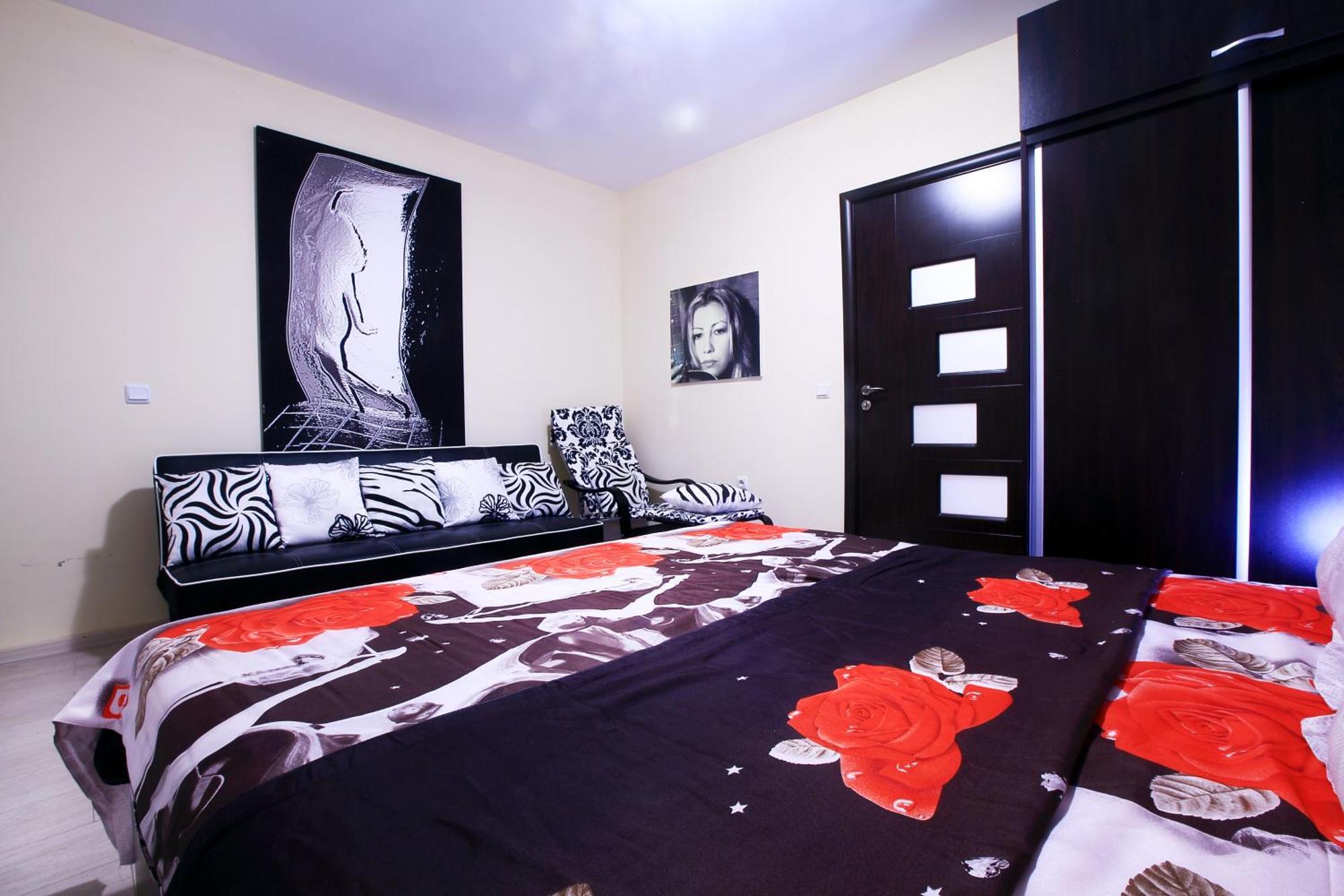 Private Apartment With Parking And Pool Baltschik Exterior foto