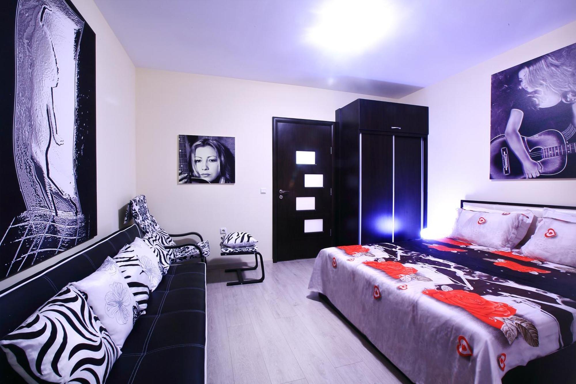 Private Apartment With Parking And Pool Baltschik Exterior foto